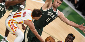 Beitragsbild des Blogbeitrags NBA: Lopez kann Trae Young ärgern: Ein wedelnder Kaiserpinguin