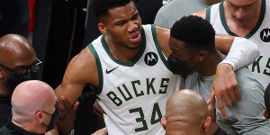 Beitragsbild des Blogbeitrags NBA: Leichte Entwarnung: Erste Diagnose bei Bucks-Star Giannis ist da