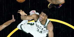 Beitragsbild des Blogbeitrags NBA: Giannis-Rekord: “Er ist nicht ohne Grund der ‘Freak” 