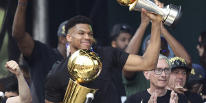 Beitragsbild des Blogbeitrags NBA: Giannis kauft sich im Baseball ein 