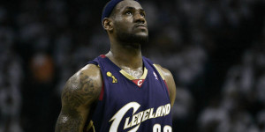 Beitragsbild des Blogbeitrags NBA: LeBrons legendäre Playoffs 2007: Als der Osten einen neuen König bekam