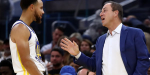 Beitragsbild des Blogbeitrags NBA: Nach Simmons-Aussagen: Geldstrafe für Warriors-Besitzer