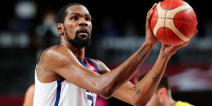 Beitragsbild des Blogbeitrags 2021-22 Fantasy Basketball: Small Forward Rankings