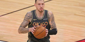Beitragsbild des Blogbeitrags NBA: Theis verrät Grund für Rockets-Wechsel