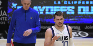 Beitragsbild des Blogbeitrags NBA: “Wie ein High-School-Drama”: Ex-Mitarbeiter ledert gegen die Mavs