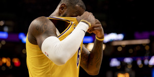 Beitragsbild des Blogbeitrags NBA: Wahnsinn in L.A.! Kings überrumpeln Lakers nach dreifacher Verlängerung