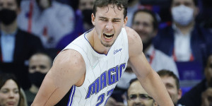 Beitragsbild des Blogbeitrags NBA: Dreier zum Sieg! Wagner schockt die Nuggets nach starkem Comeback