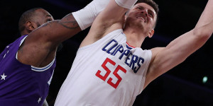 Beitragsbild des Blogbeitrags NBA: Hartenstein düpert LeBron und bekommt Lob