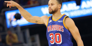Beitragsbild des Blogbeitrags NBA: Curry zaubert, Wiggins kocht – Wagner-Brüder bei den Warriors chancenlos 