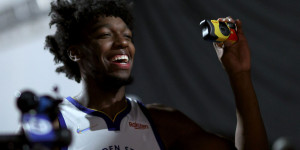 Beitragsbild des Blogbeitrags NBA: Warriors wollen Wiseman nicht abgeben