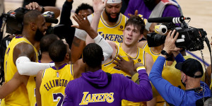 Beitragsbild des Blogbeitrags NBA: Lakers-Sieg in letzter Sekunde – Dallas-Star wegen Kleber verärgert 