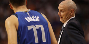 Beitragsbild des Blogbeitrags NBA: Neue Details: So frostig war die Carlisle-Doncic-Beziehung in Dallas 