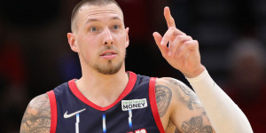 Beitragsbild des Blogbeitrags NBA: Theis-Saisonbestwert zu wenig für Rockets – Suns basteln an neuer Serie