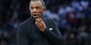 Beitragsbild des Blogbeitrags NBA: “Lächerlich”: Kings-Coach ätzt in Wutrede gegen eigenes Team