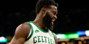 Beitragsbild des Blogbeitrags NBA: 50 für Brown, Schröder clutch, Wagner tragisch: Celtics gewinnen OT-Thriller 
