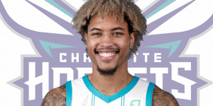 Beitragsbild des Blogbeitrags Kelly Oubre kratzt an Klay Thompsons Dreierrekord