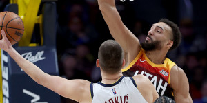 Beitragsbild des Blogbeitrags NBA: Gobert kontert bei Rückkehr Monster-Jokic – Warriors verlieren deutlich 