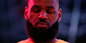 Beitragsbild des Blogbeitrags NBA: LBJ nach Lakers-Blamage: “Verdammt müde” 