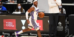 Beitragsbild des Blogbeitrags Fantasy Basketball Stock Report 2/16