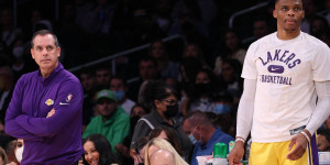Beitragsbild des Blogbeitrags NBA: Kommt Russ bald von der Bank? “Wir sprechen über alle Möglichkeiten”