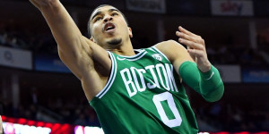 Beitragsbild des Blogbeitrags 54 Punkte: Jayson Tatum führt Boston zum Sieg über Brooklyn 