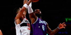 Beitragsbild des Blogbeitrags NBA: Wieder 50 Punkte! LeBron zerlegt hartnäckige Wizards in nächster Gala 