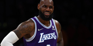 Beitragsbild des Blogbeitrags NBA: LeBron kritisiert New Yorks Impf-Verordnung – Bürgermeister reagiert 