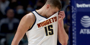 Beitragsbild des Blogbeitrags NBA: Frust! Nuggets brechen gegen Raptors ein – Jazz-Guard explodiert