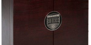 Beitragsbild des Blogbeitrags 2021 Panini Eminence Football Cards