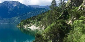 Beitragsbild des Blogbeitrags Gaisalm – Almwanderung am Achensee in Tirol 