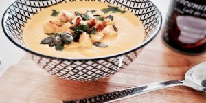 Beitragsbild des Blogbeitrags Rezeptidee: Karotten-Kokos-Ingwer Suppe 