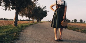 Beitragsbild des Blogbeitrags Trachten-Look: Das perfekte Dirndl