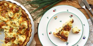 Beitragsbild des Blogbeitrags Karfiolquiche mit Speck 