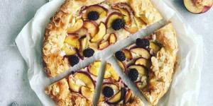 Beitragsbild des Blogbeitrags Pfirsich Brombeer Tarte 