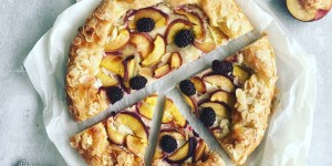 Beitragsbild des Blogbeitrags Pfirsich-Brombeer Tarte