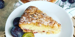 Beitragsbild des Blogbeitrags Apfel Zwetschgen Kuchen