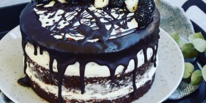 Beitragsbild des Blogbeitrags Bananen Split Naked Cake
