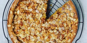 Beitragsbild des Blogbeitrags Marillen Streuselkuchen