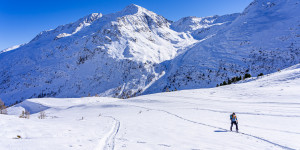 Beitragsbild des Blogbeitrags Ist Altschnee wirklich alt? | SchneeGestöber #1 21/22
