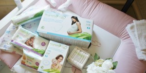 Beitragsbild des Blogbeitrags 100% natürliche Körperpflege für Mamies & Babies