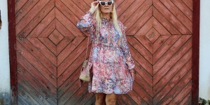 Beitragsbild des Blogbeitrags Sommerkleider im Herbst