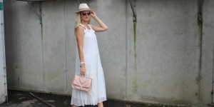 Beitragsbild des Blogbeitrags Sommerkleider im Herbst