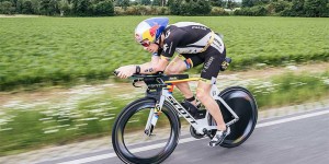 Beitragsbild des Blogbeitrags Warum macht uns die richtige Sitzposition auf dem Rad schneller?