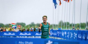 Beitragsbild des Blogbeitrags Schoeman gewinnt World Triathlon Serie Abu Dhabi | Österreicher krankheitsbedingt geschlagen 