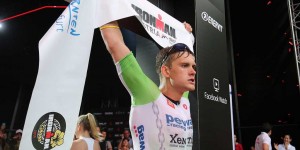 Beitragsbild des Blogbeitrags Premierensieg für Daniel Bækkegård beim IRONMAN Austria