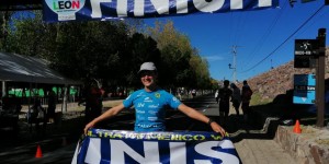 Beitragsbild des Blogbeitrags Lüftenegger gewinnt Deca-Ultratriathlon in Mexiko