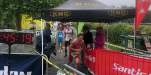 Beitragsbild des Blogbeitrags Kopf an Kopf Duell beim 9. Trans Vorarlberg Triathlon