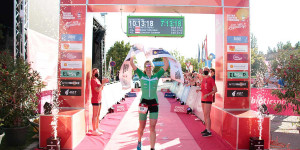 Beitragsbild des Blogbeitrags Neuer Streckenrekord von Weiss bei Austria Triathlon