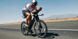 Beitragsbild des Blogbeitrags Blummenfelt gewinnt IRONMAN World Championship 2021 in St. George
