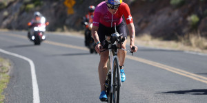 Beitragsbild des Blogbeitrags IRONMAN World Championship 2021: Das Radfahren in Bildern 